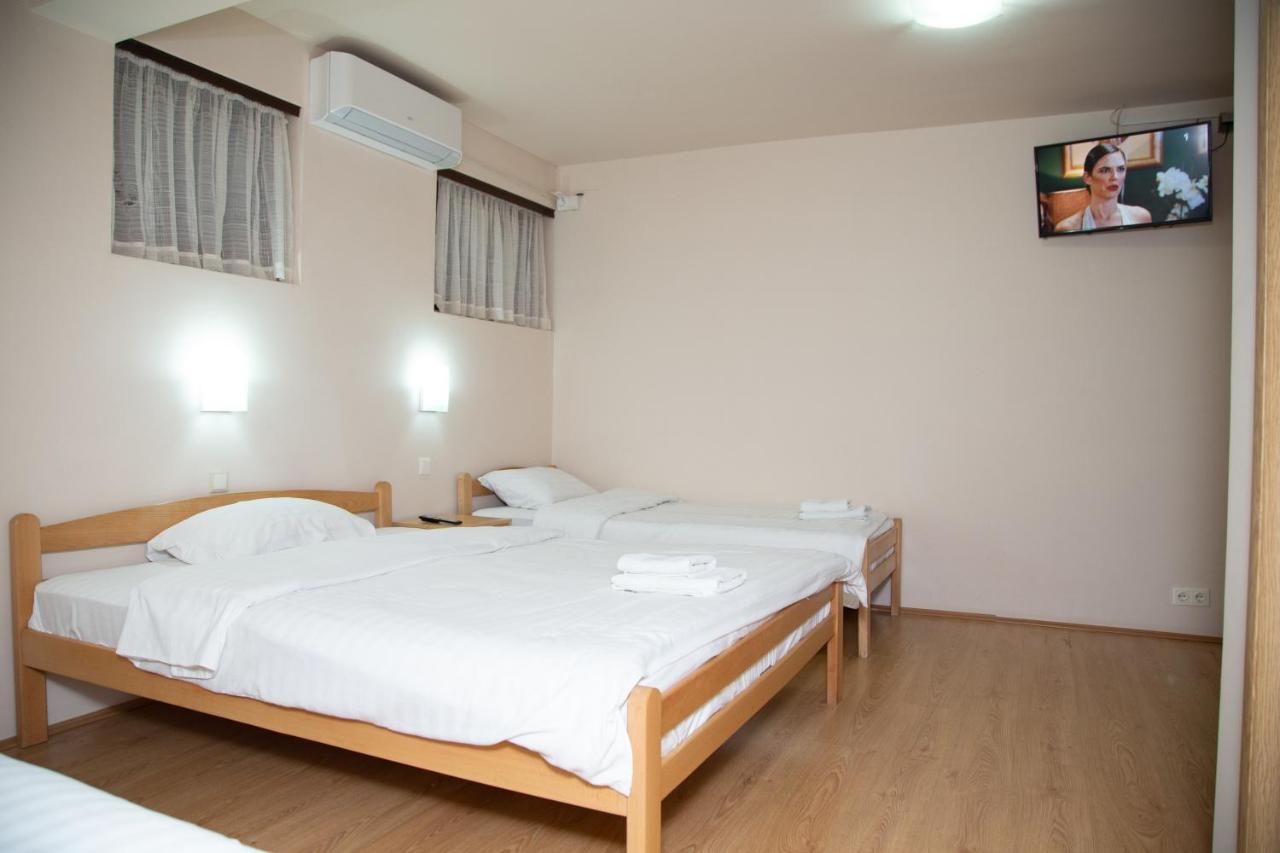 Motel Imperija Ub Eksteriør billede