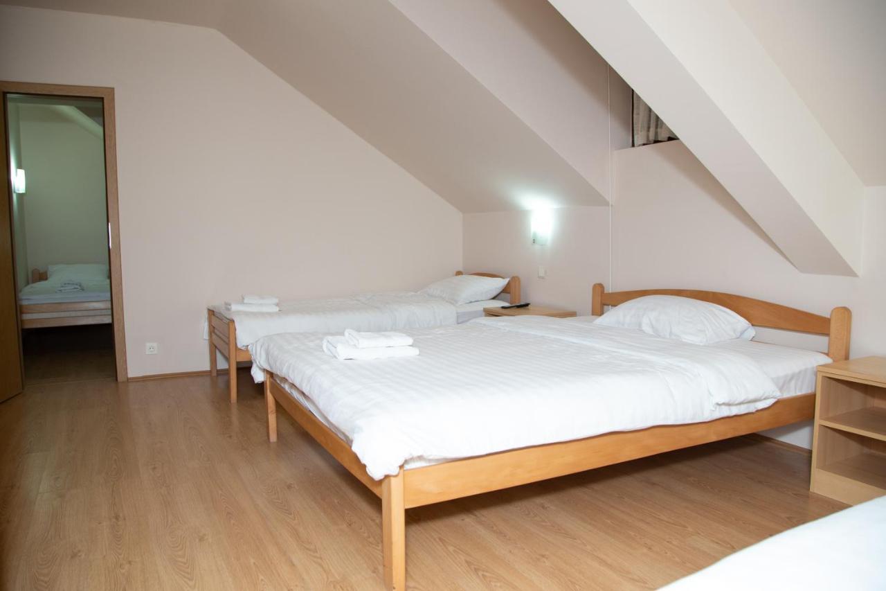 Motel Imperija Ub Eksteriør billede